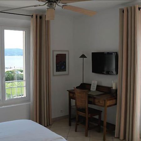 Hotel Villa Les Rosiers กรีโมด์ ภายนอก รูปภาพ