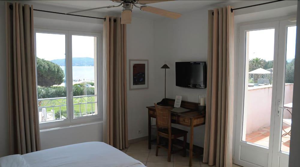 Hotel Villa Les Rosiers กรีโมด์ ภายนอก รูปภาพ
