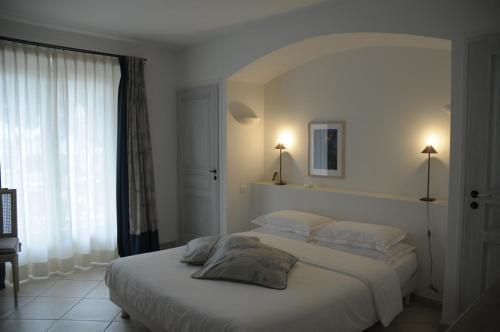 Hotel Villa Les Rosiers กรีโมด์ ภายนอก รูปภาพ