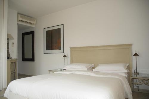 Hotel Villa Les Rosiers กรีโมด์ ภายนอก รูปภาพ