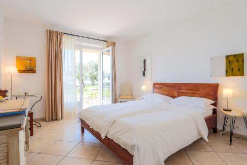 Hotel Villa Les Rosiers กรีโมด์ ภายนอก รูปภาพ