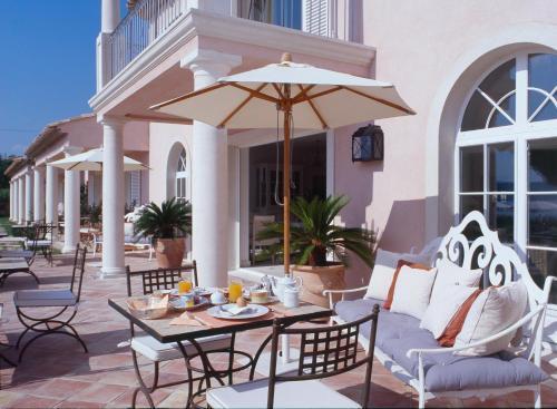Hotel Villa Les Rosiers กรีโมด์ ภายนอก รูปภาพ